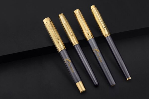 Bút Parker khắc tên đẹp theo yêu cầu tại Pen Store Việt Nam