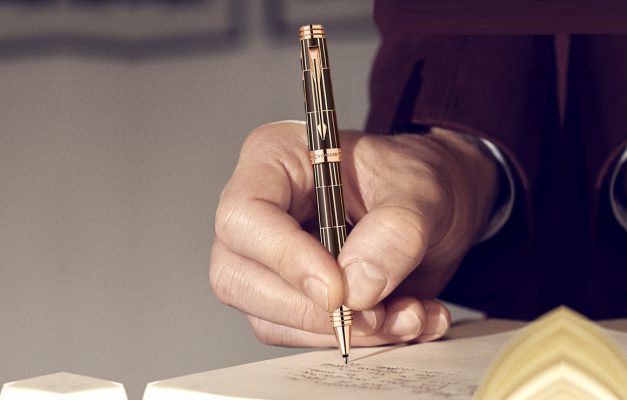 Nên mua bút Parker online hay đến trực tiếp cửa hàng bút Parker mua?