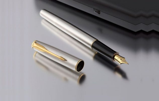 Some Parker models are popular at Parker Pen Vietnam