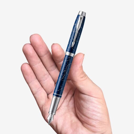 Xuất xứ mã 2074147 của bút ký Parker của nước nào?